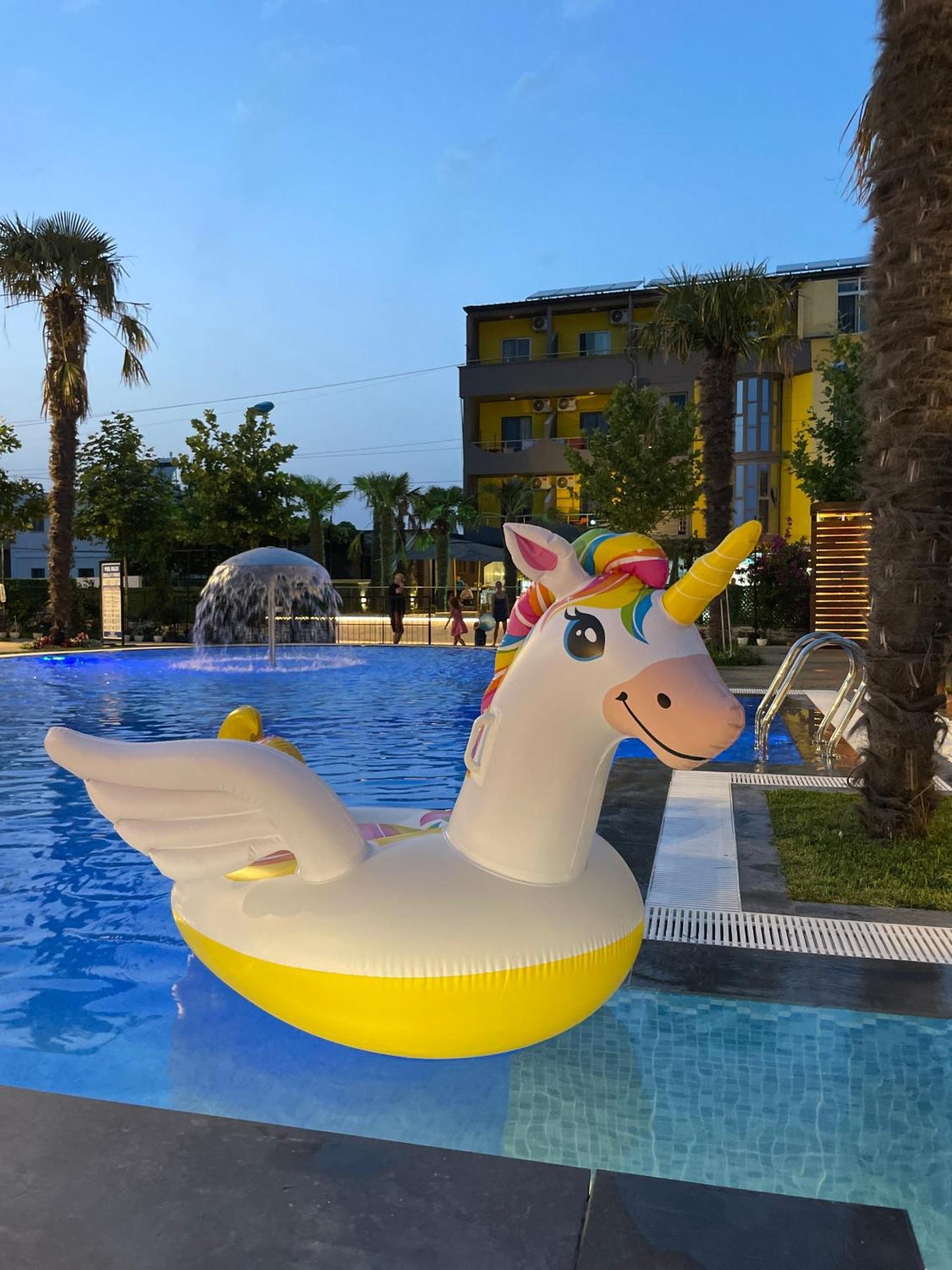 Hotel Qetesia-Te Indriti Velipojë 外观 照片