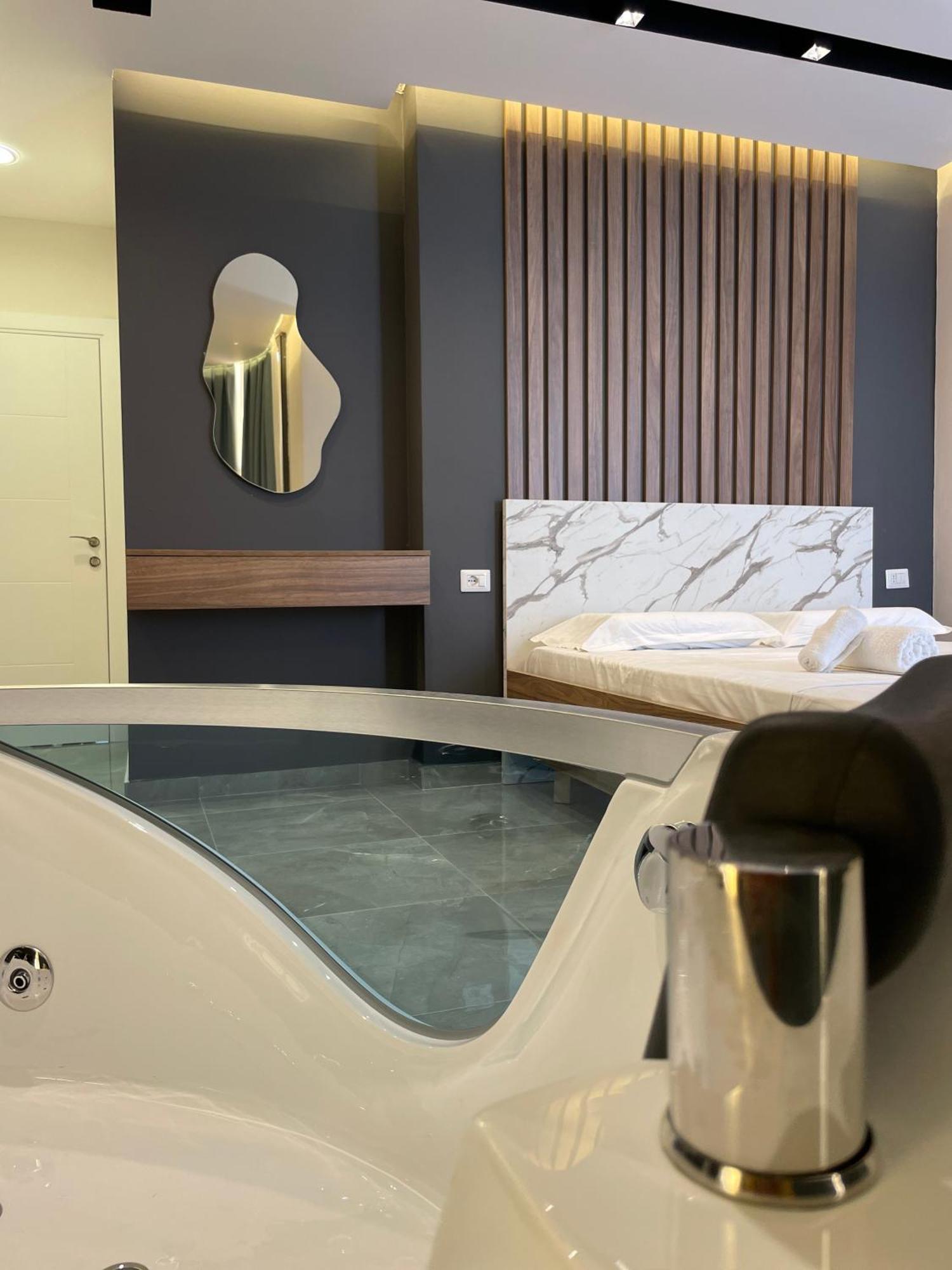 Hotel Qetesia-Te Indriti Velipojë 外观 照片