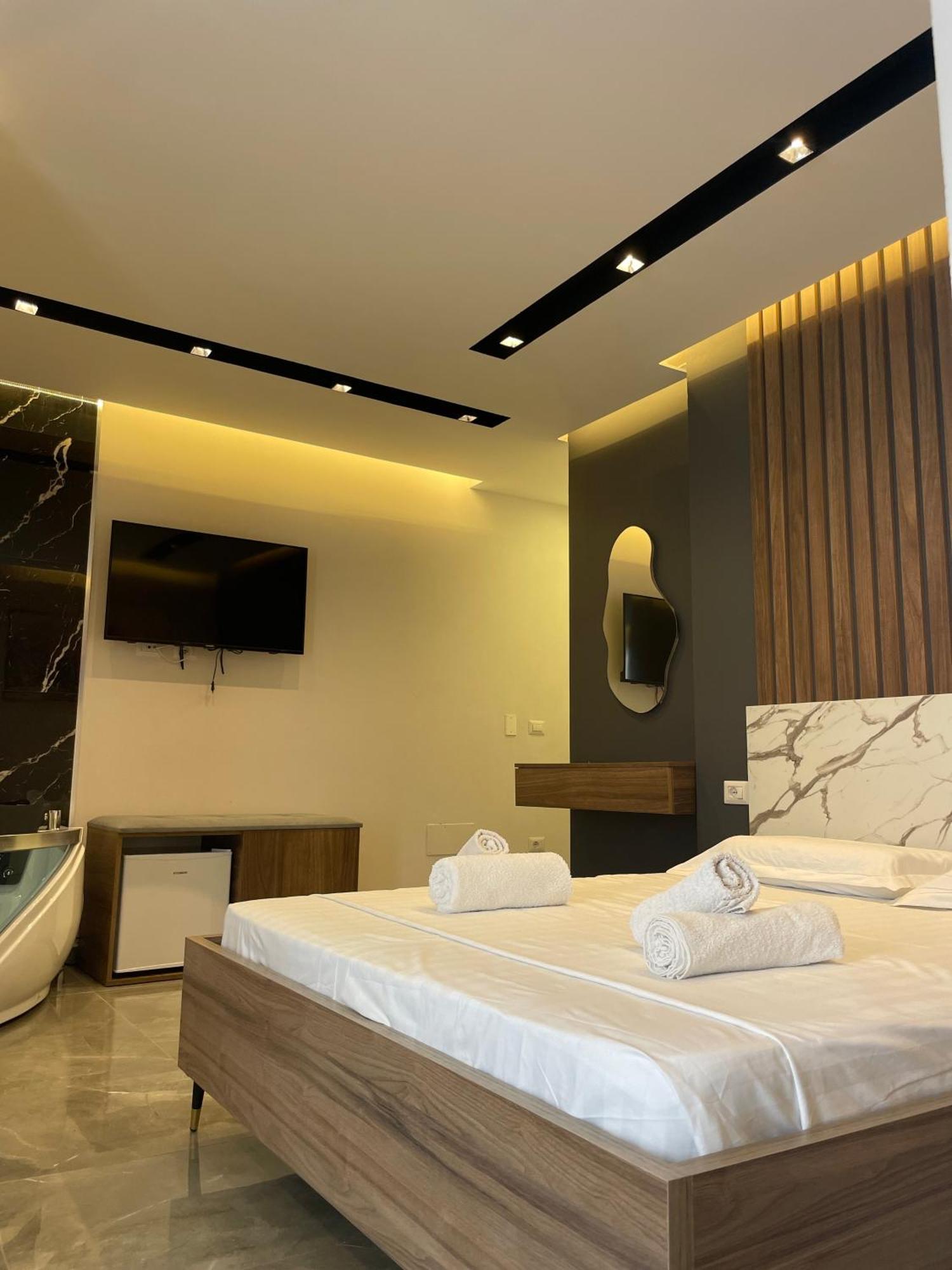 Hotel Qetesia-Te Indriti Velipojë 外观 照片