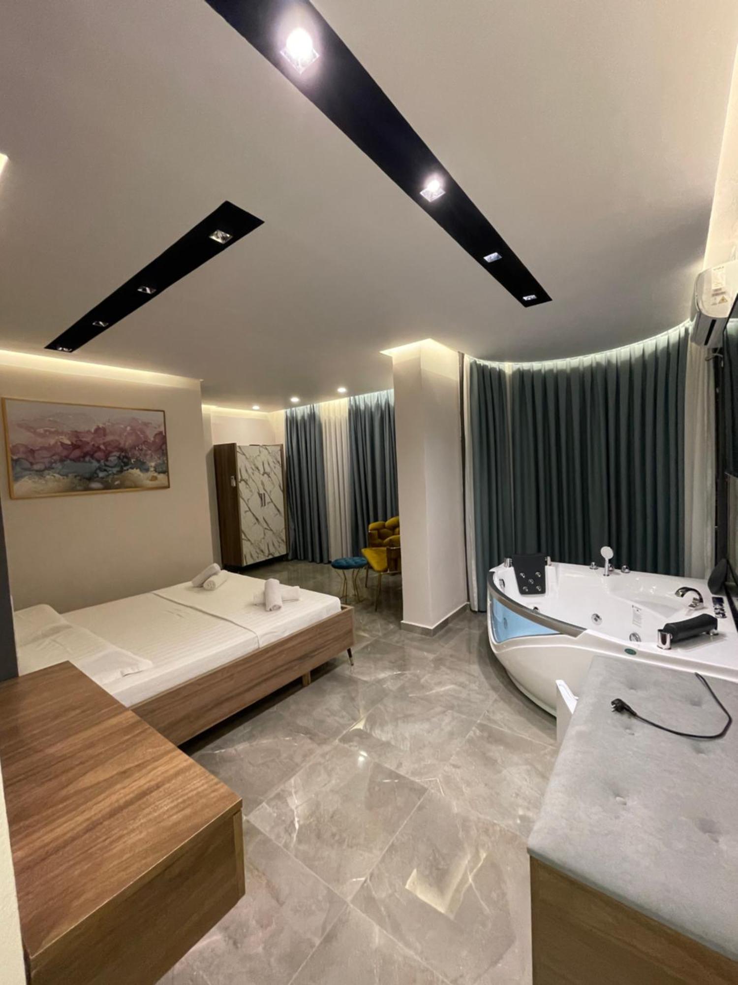 Hotel Qetesia-Te Indriti Velipojë 外观 照片